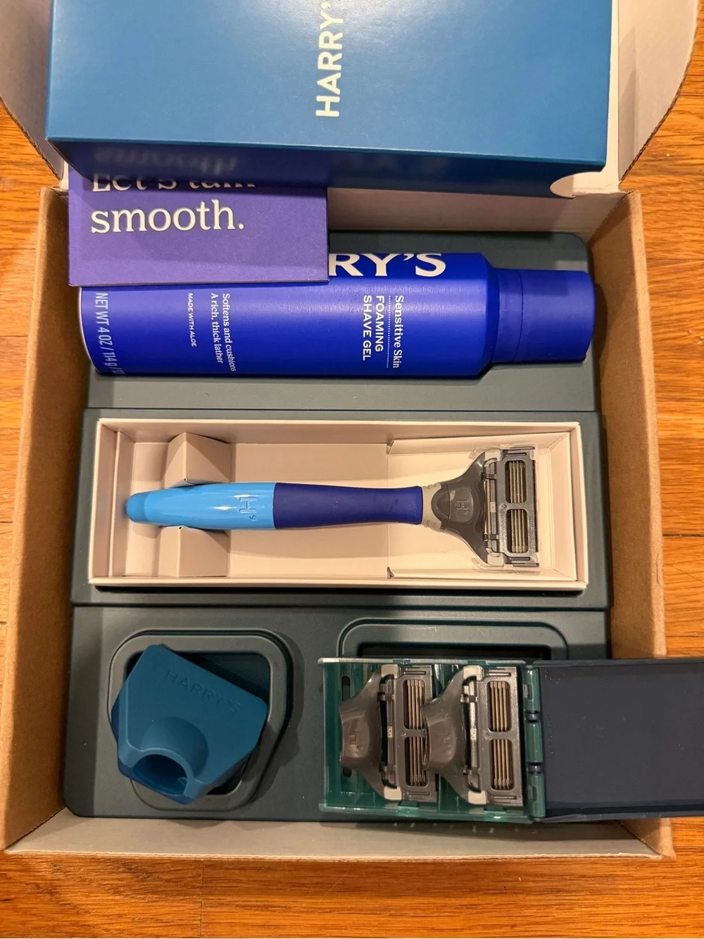 Harry's Blue Shave Set - Foaming Gel & Accessories